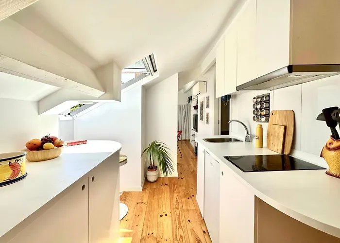 Art With Oporto View!